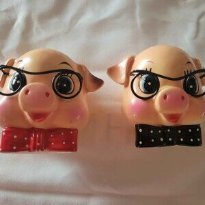 Rare Vintage Kitschy Pig Faces with Glasses and Bow Ties Salt and Pepper Shakers
